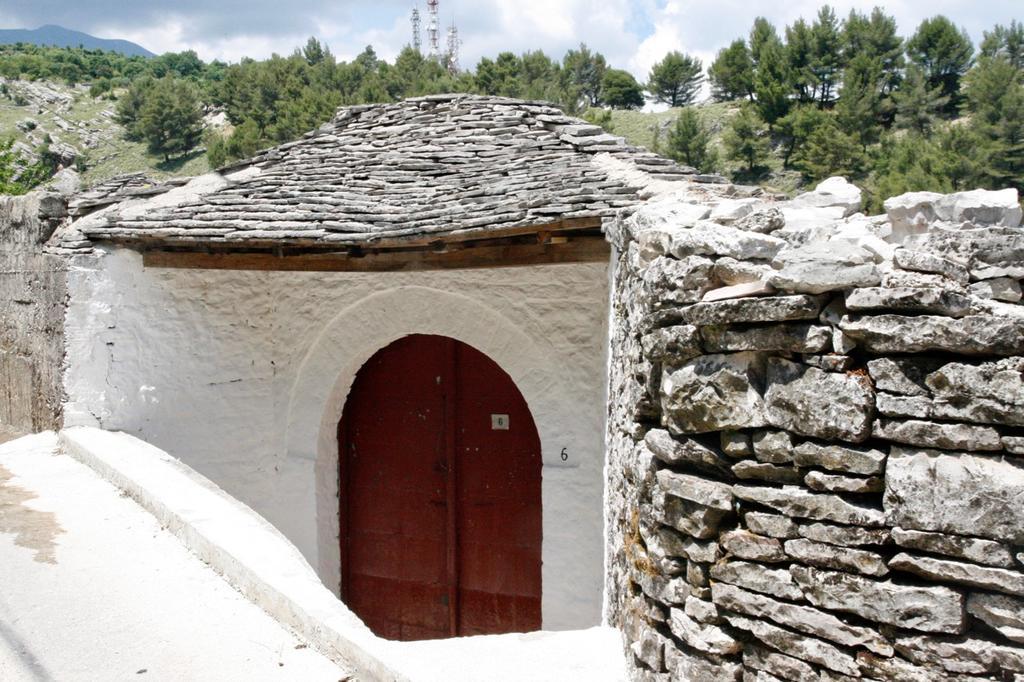 Stone Rooms 1850 Гірокастра Екстер'єр фото